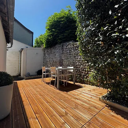 June - House In Honfleur, Terrace, Private Parking Hébergement de vacances Honfleur